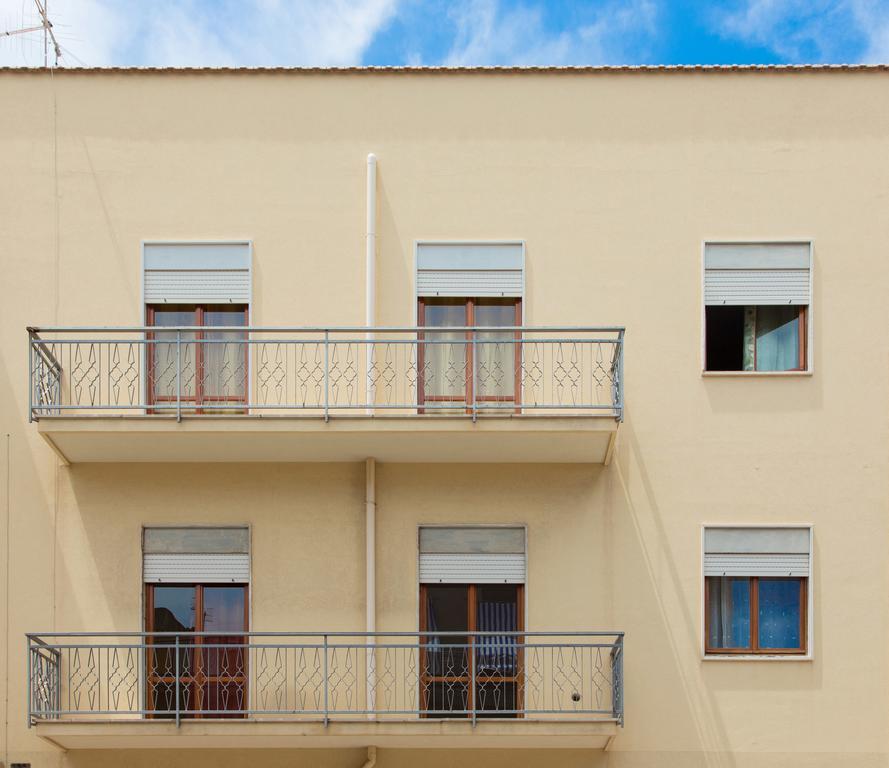 Hotel Licata Posti Letto Trapani Exterior foto